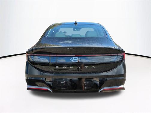 2026 Hyundai SONATA SEL