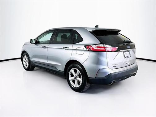2020 Ford Edge SE