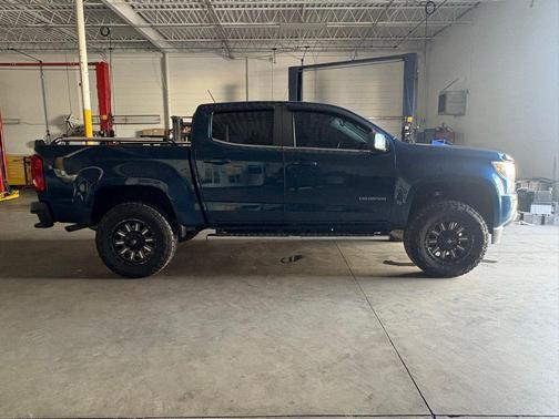 Pacific Blue Metallic 2019 Chevrolet Colorado LT