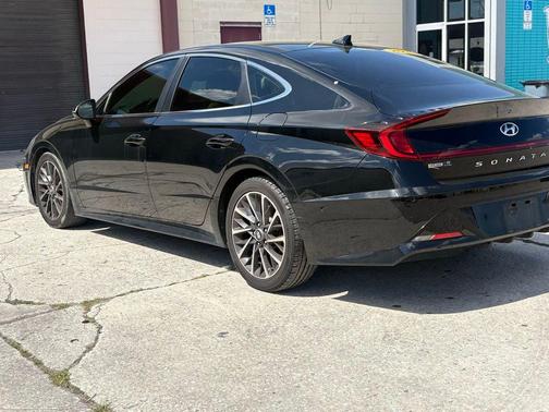 2020 Hyundai SONATA Limited