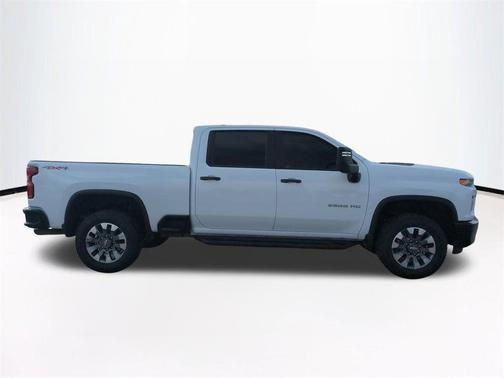 2021 Chevrolet Silverado 2500 Custom