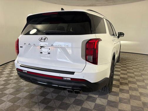 Hyper White 2023 Hyundai PALISADE XRT