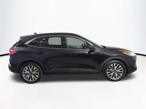 Black Metallic 2022 Ford Escape Titanium