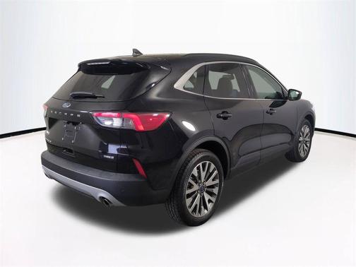 Black Metallic 2022 Ford Escape Titanium