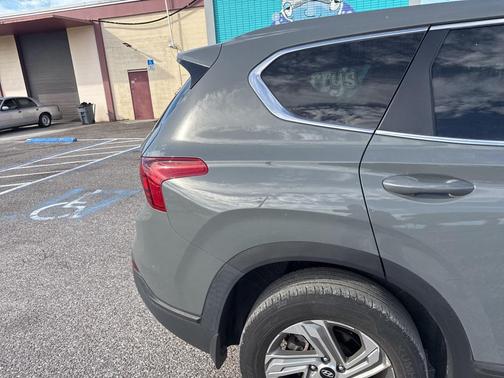 2023 Hyundai SANTA FE SE