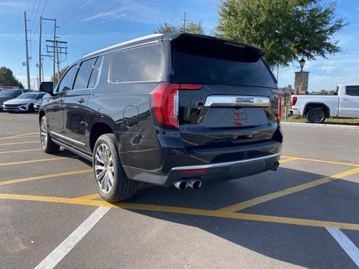 2023 GMC Yukon XL Denali