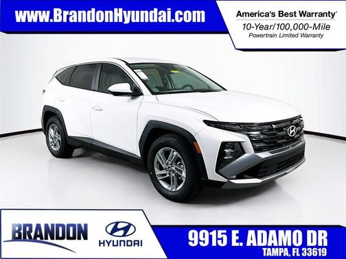 2025 Hyundai TUCSON SE