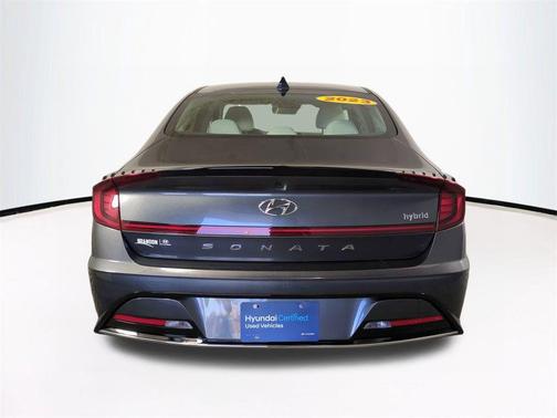 2023 Hyundai SONATA Hybrid SE