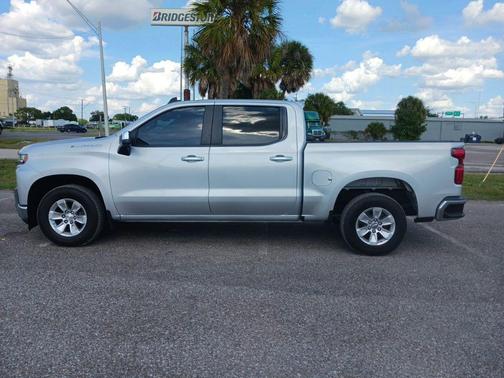 Silver Ice Metallic 2019 Chevrolet Silverado 1500 LT