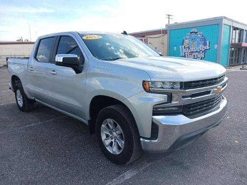 Silver Ice Metallic 2019 Chevrolet Silverado 1500 LT