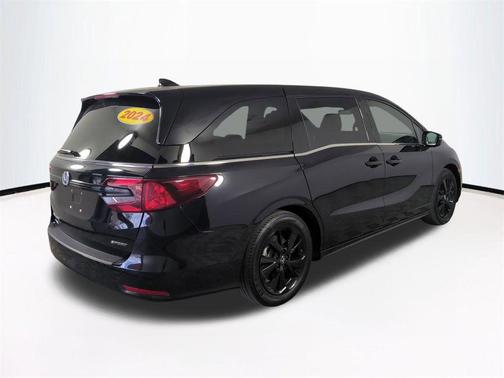 Crystal Black Pearl 2024 Honda Odyssey Sport