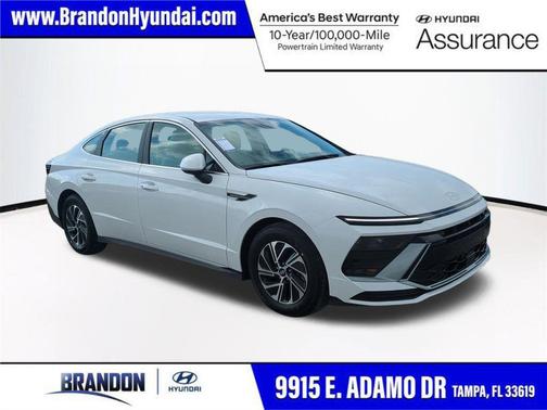 2026 Hyundai SONATA Hybrid Base