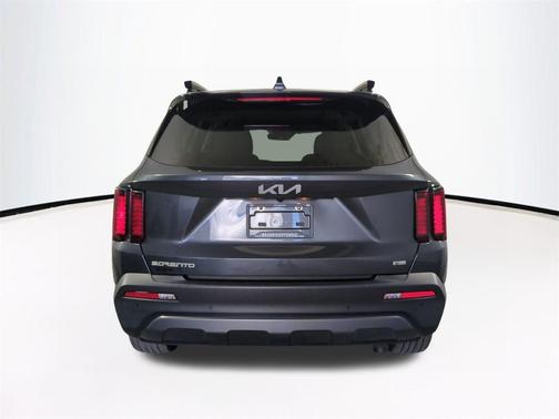 2023 Kia Sorento EX