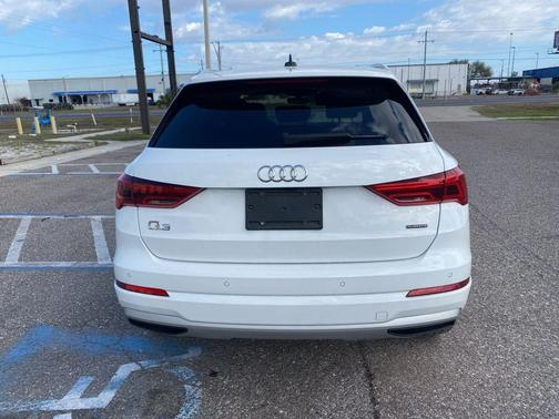 2020 Audi Q3 45 Premium