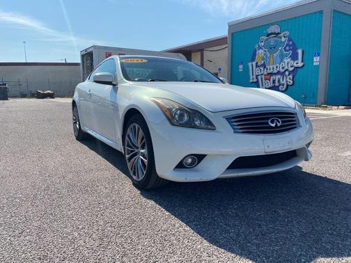 2011 INFINITI G37x Base