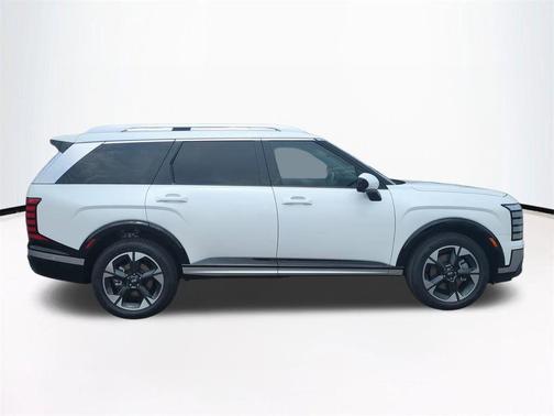White Pearl 2026 Hyundai PALISADE Limited