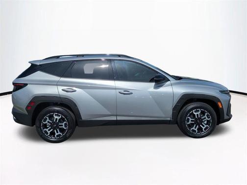 Shimmering Silver 2026 Hyundai TUCSON XRT
