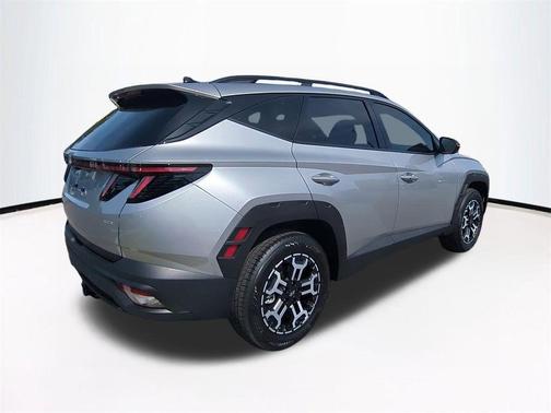 Shimmering Silver 2026 Hyundai TUCSON XRT