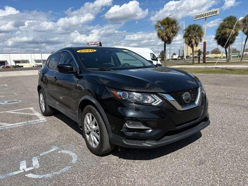 2020 Nissan Rogue Sport S
