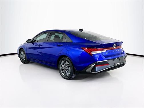 2025 Hyundai ELANTRA HEV Blue