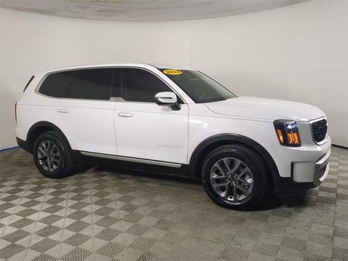 2024 Kia Telluride LX