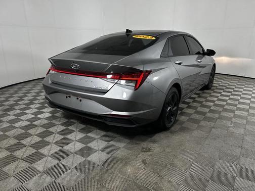 2023 Hyundai ELANTRA HEV Blue