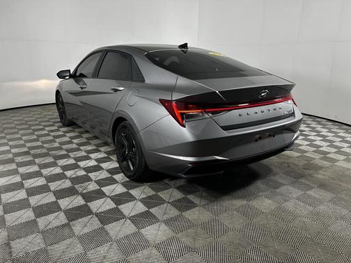 2023 Hyundai ELANTRA HEV Blue