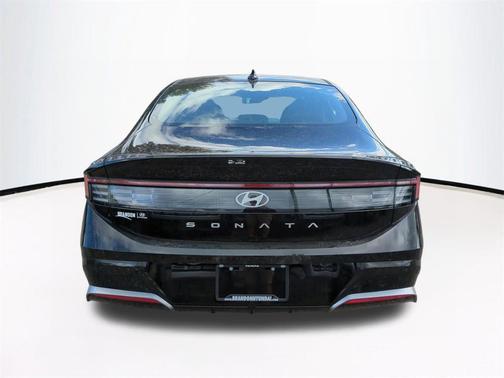 2026 Hyundai SONATA SEL