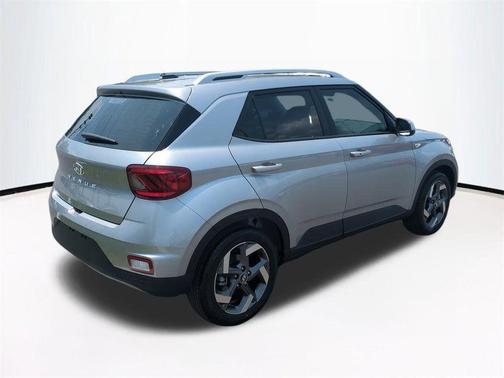 Shimmering Silver 2026 Hyundai VENUE SEL