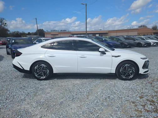 2026 Hyundai SONATA SEL