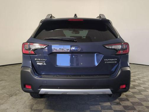 2023 Subaru Outback Touring XT