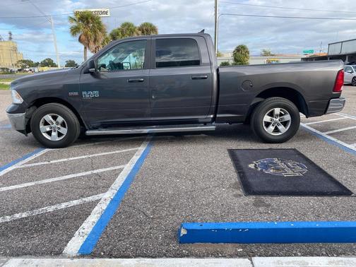 2020 RAM 1500 Classic SLT