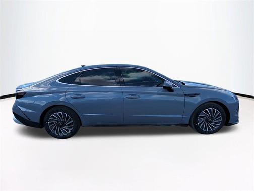 2026 Hyundai SONATA Hybrid SE