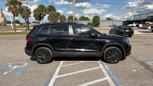 Deep Black 2024 Volkswagen Taos 1.5T S