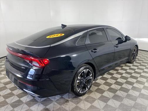 2022 Kia K5 GT-Line