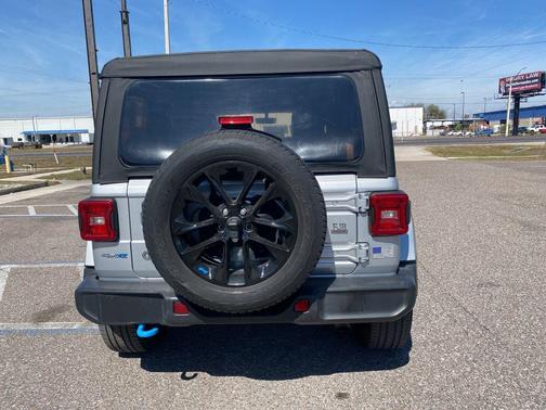 2022 Jeep Wrangler Unlimited 4xe Sahara