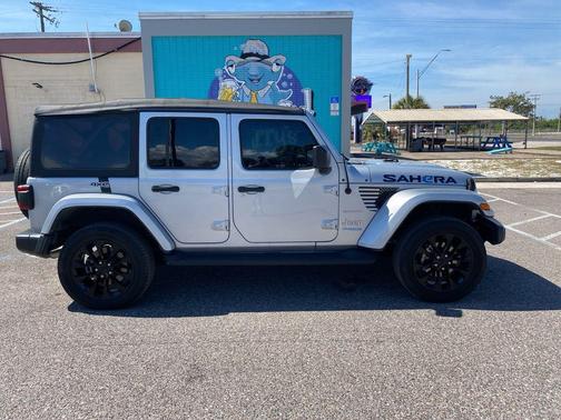 2022 Jeep Wrangler Unlimited 4xe Sahara