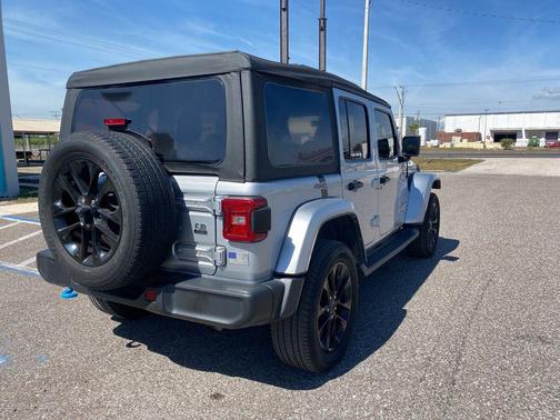 2022 Jeep Wrangler Unlimited 4xe Sahara