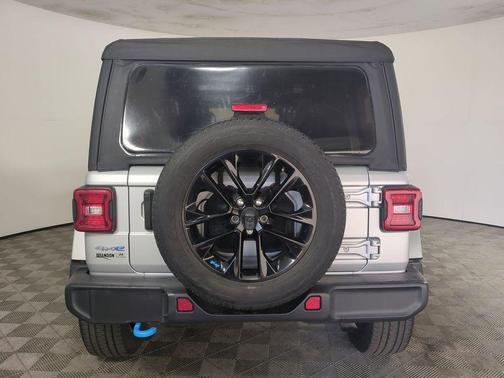 2022 Jeep Wrangler Unlimited 4xe Sahara
