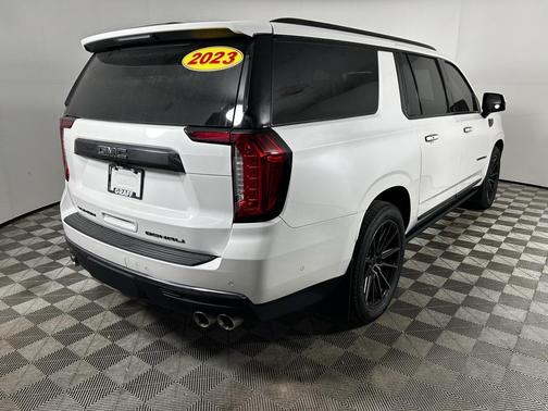 2023 GMC Yukon XL Denali Ultimate