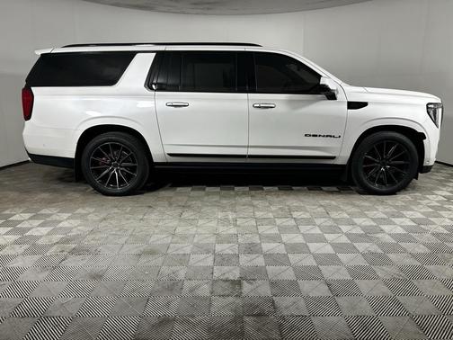 2023 GMC Yukon XL Denali Ultimate