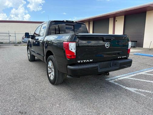 Super Black 2020 Nissan Titan SV