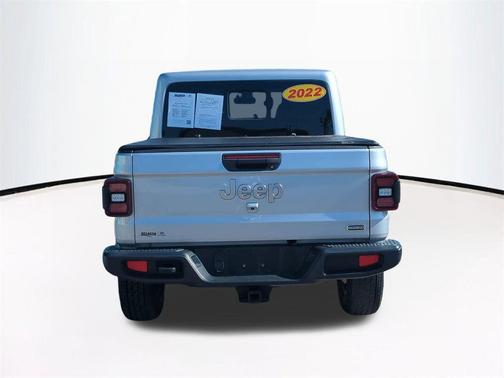 Silver Zynith Clearcoat 2022 Jeep Gladiator Overland