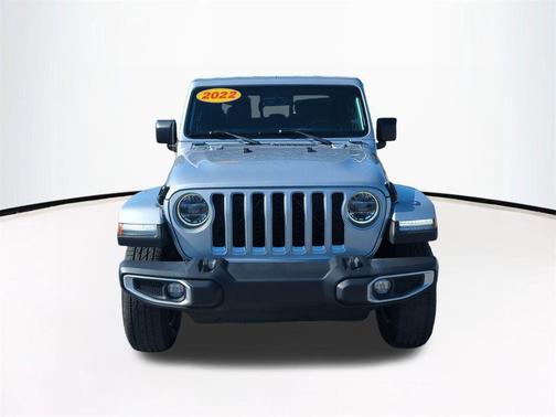 Silver Zynith Clearcoat 2022 Jeep Gladiator Overland