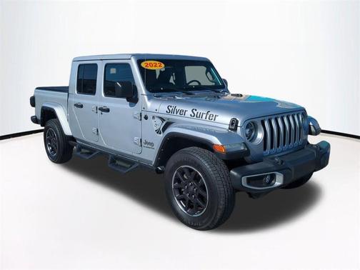 Silver Zynith Clearcoat 2022 Jeep Gladiator Overland
