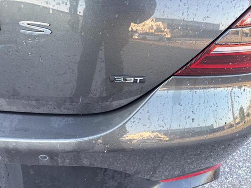 2023 Genesis G70 3.3T RWD