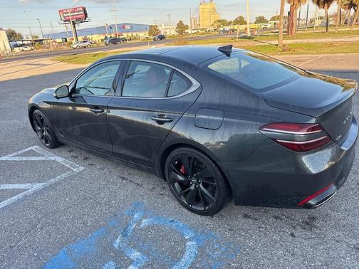 2023 Genesis G70 3.3T RWD