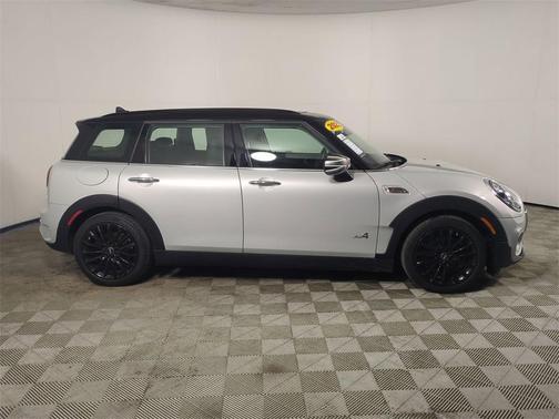 2023 MINI Clubman Cooper S ALL4