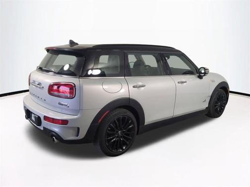 2023 MINI Clubman Cooper S ALL4