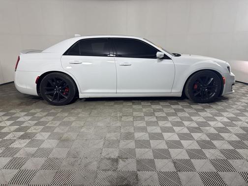 2023 Chrysler 300 C